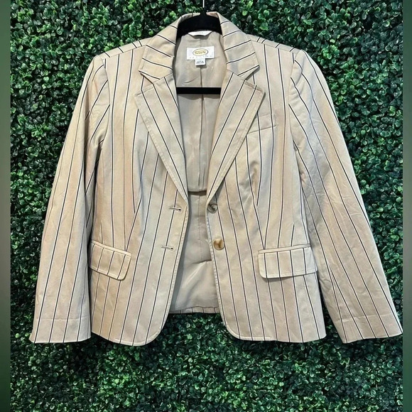 Talbots Jackets & Blazers - Talbots Petite Blazer - Size 2